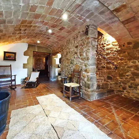 Casa Historica En Corca, Baix Emporda