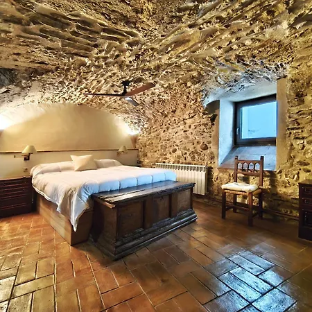 Casa Historica En Corca, Baix Emporda *