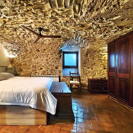 Casa Historica En Corca, Baix Emporda *